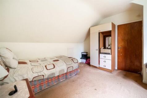 Bedroom 3-2.jpg