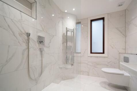 Bathroom.jpg