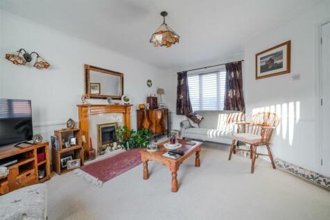 Living Room.jpg