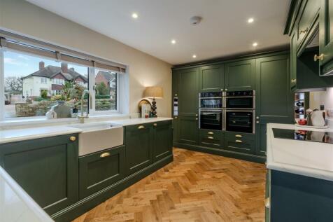 Kitchen-3.jpg