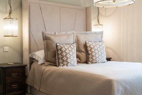 Bedroom 1-7.jpg
