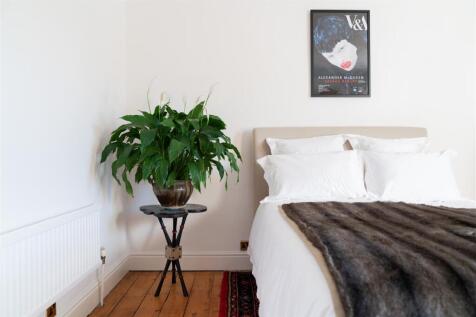 Bedroom 1-4.jpg