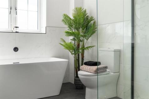 Bathroom-2.jpg