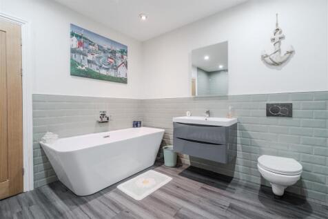 Bathroom-2.jpg