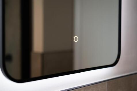 Bathroom-4.jpg