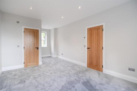 Bedroom 5-2.jpg