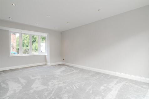 Living Room-2.jpg