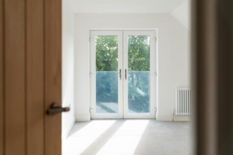 Bedroom4-4.jpg
