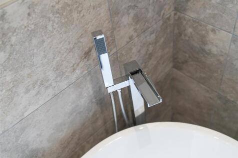 Bathrooms-4.jpg