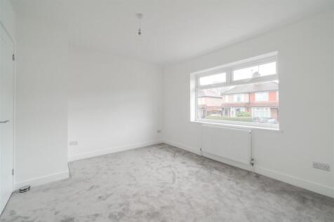 Bedroom 1-2.jpg