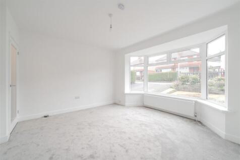 Living Room-2.jpg