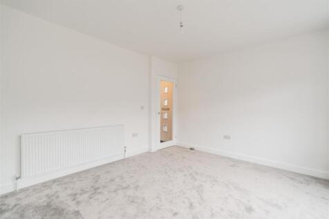 Living Room-3.jpg