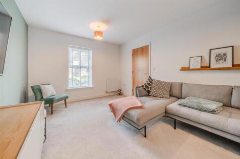 Living Room-3.jpg