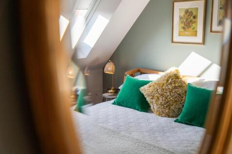 Bedroom 2.jpg