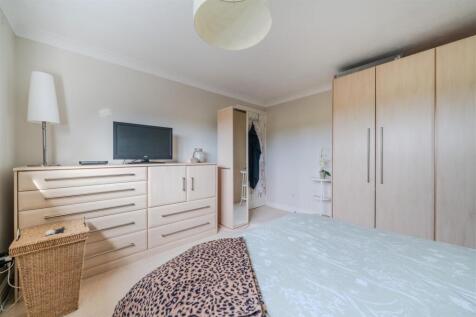 Bedroom 2-4.jpg
