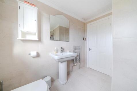 Bathroom-2.jpg
