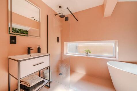 Bathroom-2.jpg