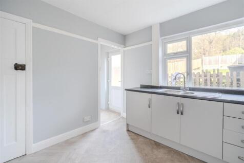 Kitchen-3.jpg