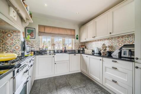 Kitchen-2.jpg