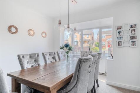 Dining Room.jpg