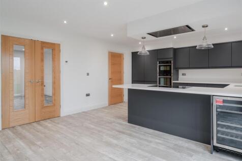 Kitchen-6.jpg