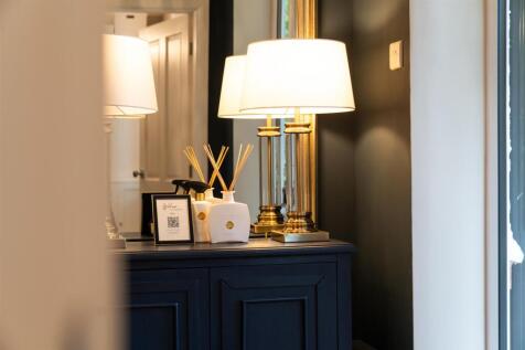 Hallway-4.jpg