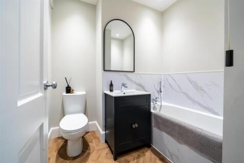 Downstairs Bathroom.jpg
