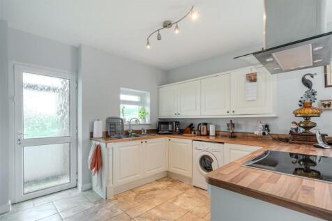 Kitchen-3.jpg