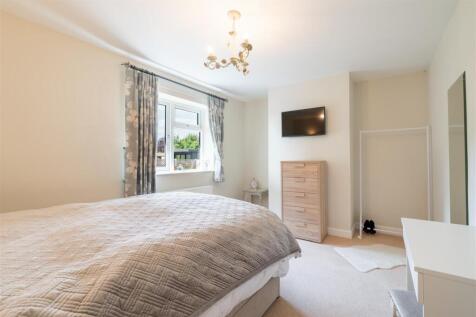 Bedroom 2.jpg