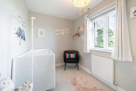 Bedroom 1.jpg