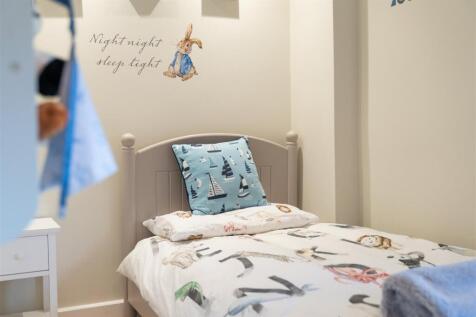 Bedroom 3-5.jpg