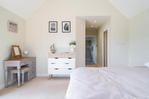 Bedroom 4-6.jpg