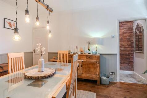 Dining Room-3.jpg