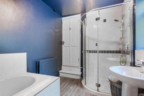 Bathroom-2.jpg