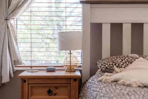 Bedroom2-5.jpg