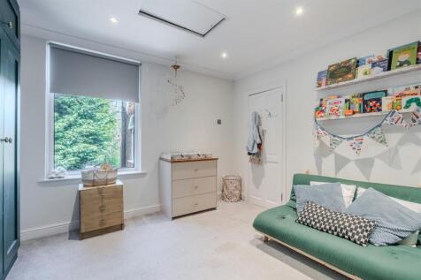 Bedroom1-3.jpg
