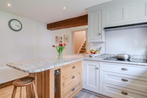 Kitchen-3.jpg