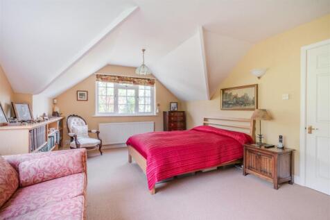 Bedroom 5-2.jpg