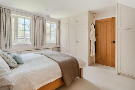 Bedroom 1-3.jpg