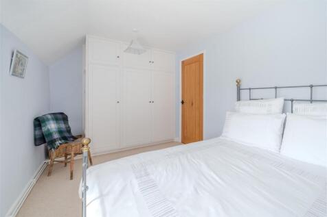 Bedroom 3-2.jpg