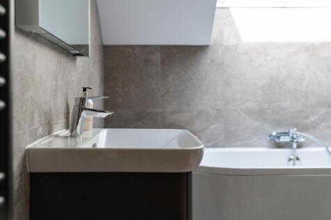 Bathroom-7.jpg