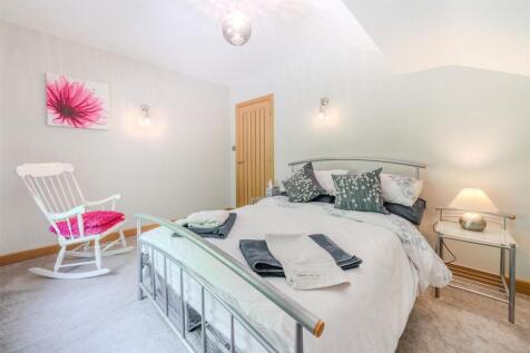 Bedroom3-2.jpg