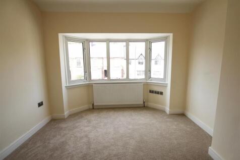 Bedroom2(2).jpg