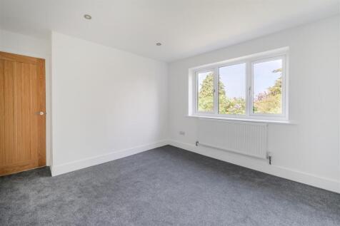 Bedroom2-2.jpg