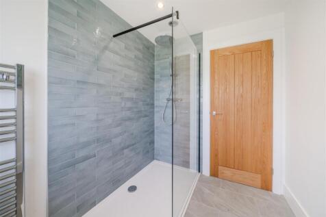 Bathroom-2.jpg