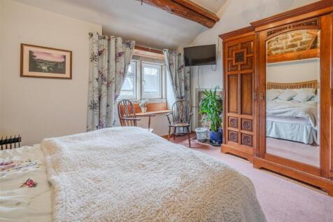 Bedroom-2.jpg