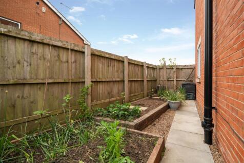 Garden-4.jpg