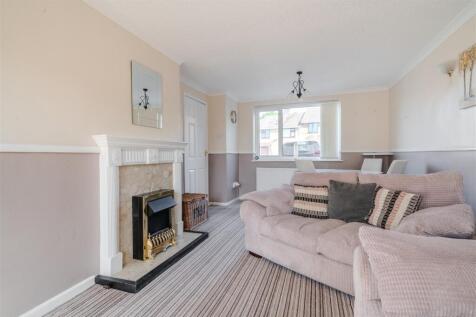 Living Room-4.jpg