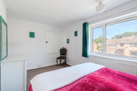 Bedroom 1-4.jpg
