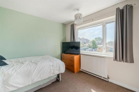 Bedroom 2.jpg
